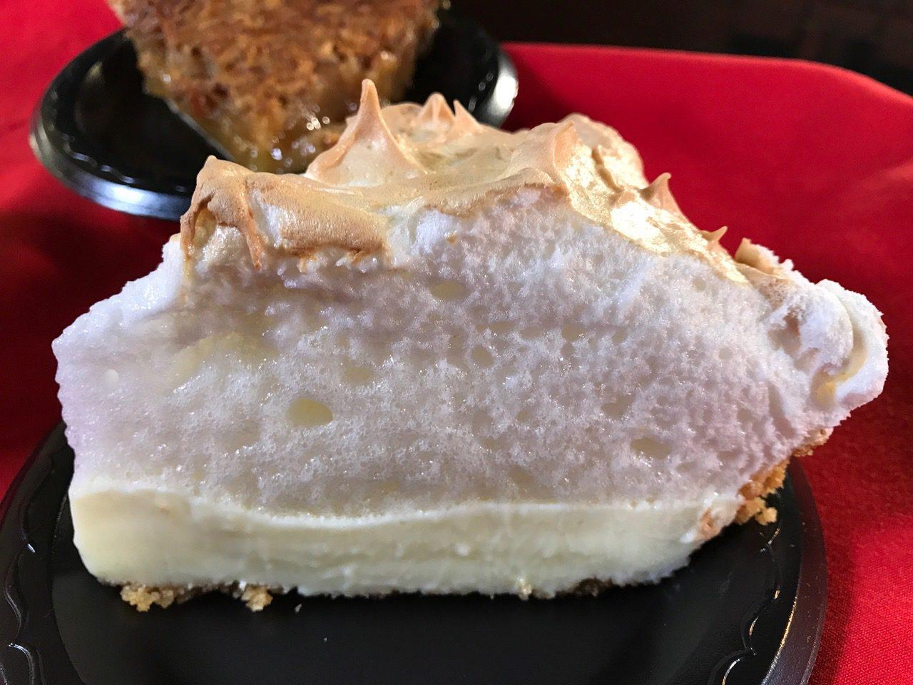 Classic Lemon Ice Box Pie
